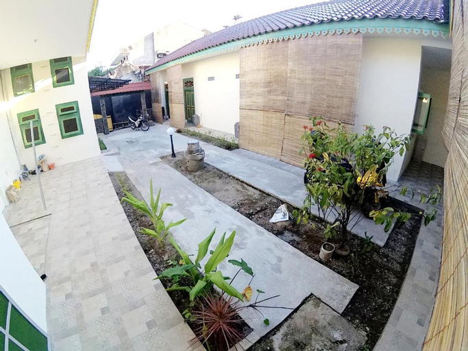 Ngadiwinatan Alleyway Guest House Jogja, Yogyakarta