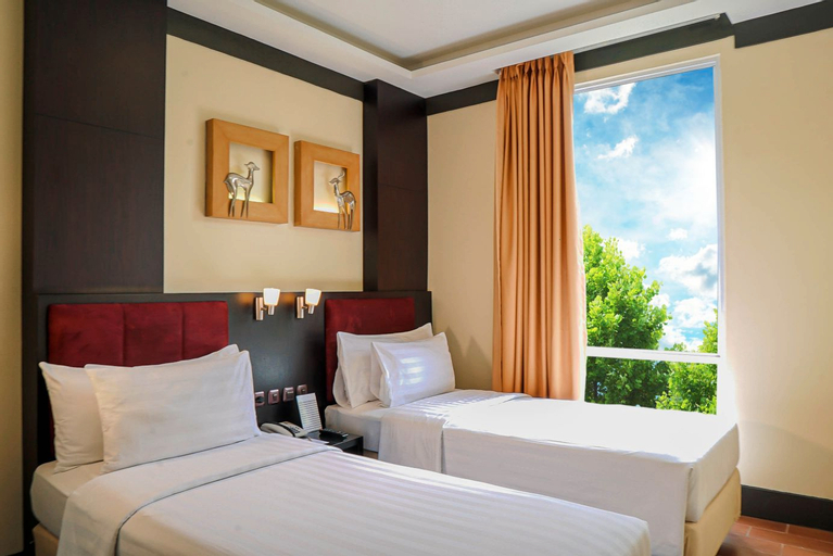 Bedroom 12