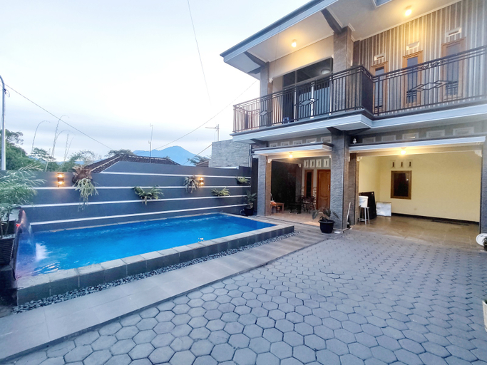 Sport & Beauty 2, Villa Indika Private Pool Kota Batu, Malang