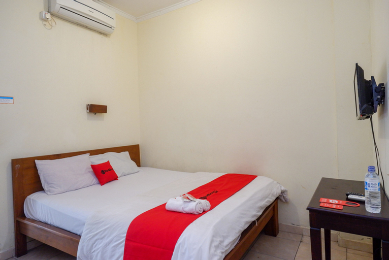 Bedroom 3, RedDoorz @ Hotel Sartika Yogyakarta, Yogyakarta