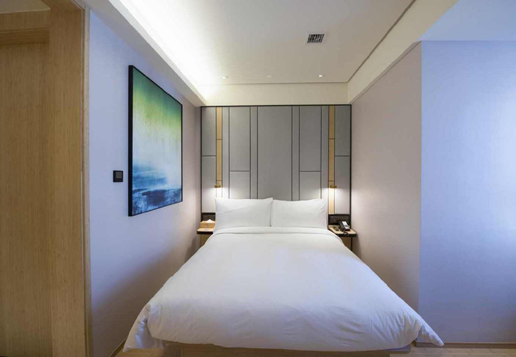 Bedroom, Ji Hotel (Asian Game Village Beijing Bird's Nest), Beijing