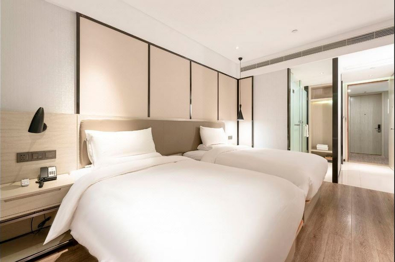 Bedroom 16