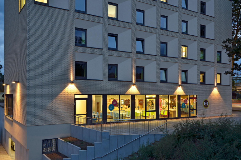 Exterior & Views 2, B&B Hotel Karlsruhe, Karlsruhe