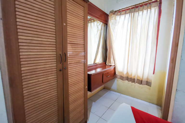 Bedroom 8