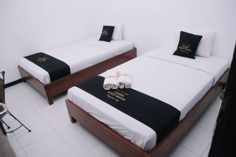 Bedroom 4, Azaria Syariah Guest House, Malang