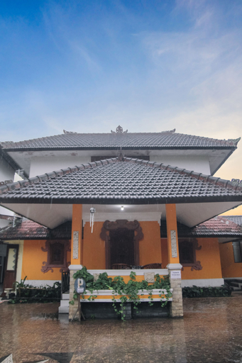 Azaria Syariah Guest House, Malang