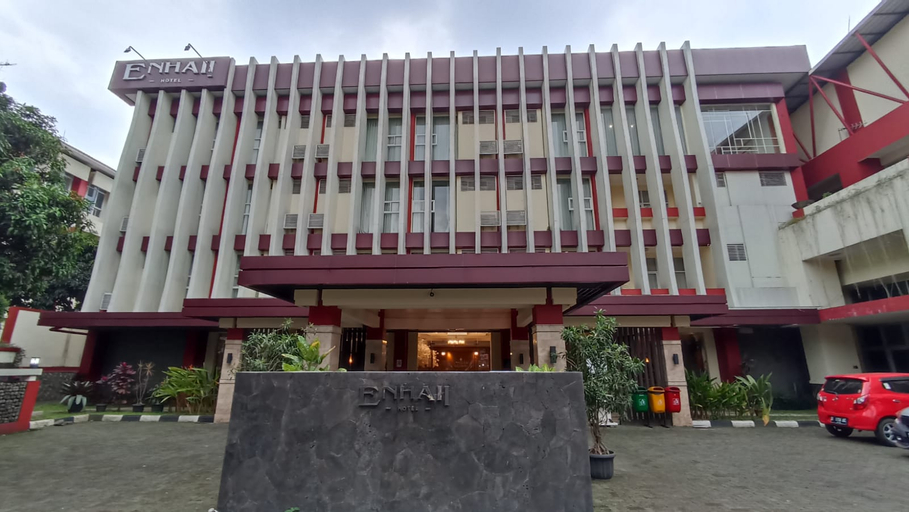 Enhaii Hotel, Bandung