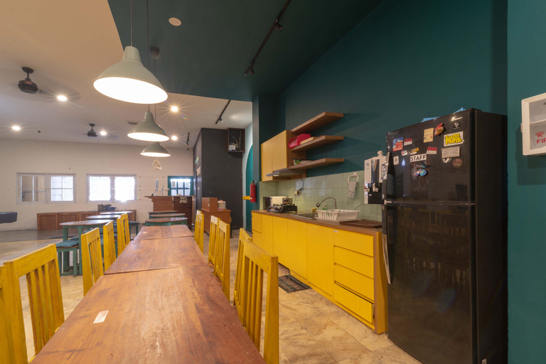 Dining Room 16