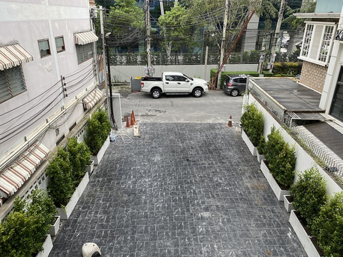 Public Area 4, Anwari Hotel, Bang Plad