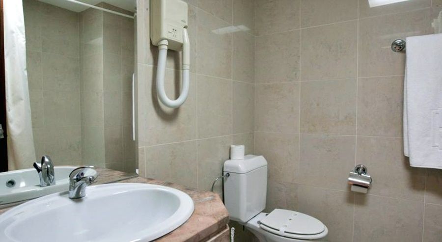 Bathroom 5, Costa de Prata I, Figueira da Foz