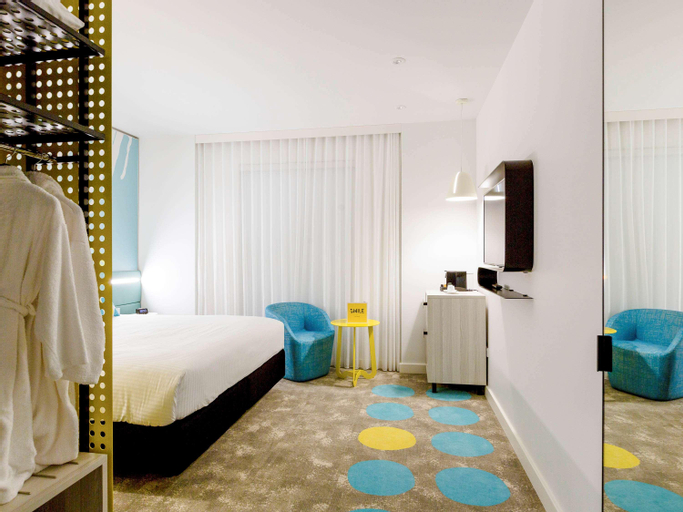 Bedroom 23