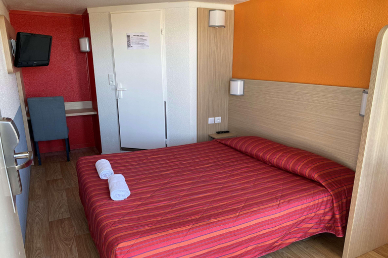 Bedroom 2, FASTHOTEL, Nord
