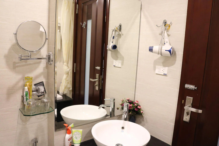 Bathroom 4, A25 Hotel - 88 Nguyen Khuyen, Đống Đa