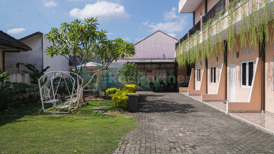 Exterior & Views 3, MY ARM Home & Stay RedPartner, Medan