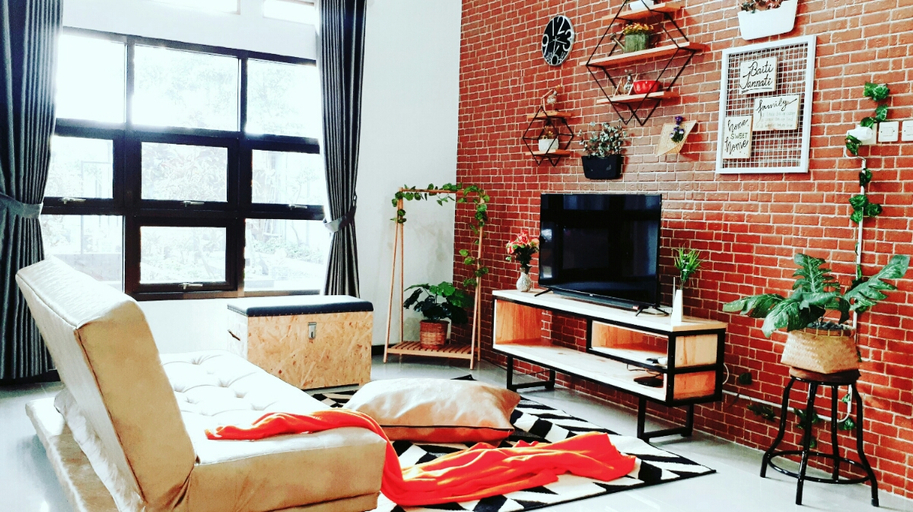 Others 5, Villa Felia (5 Bedrooms), Malang