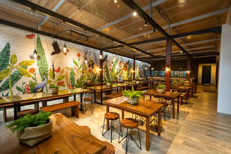 Food & Drinks 5, Teras Bhumi Puncak, Bogor