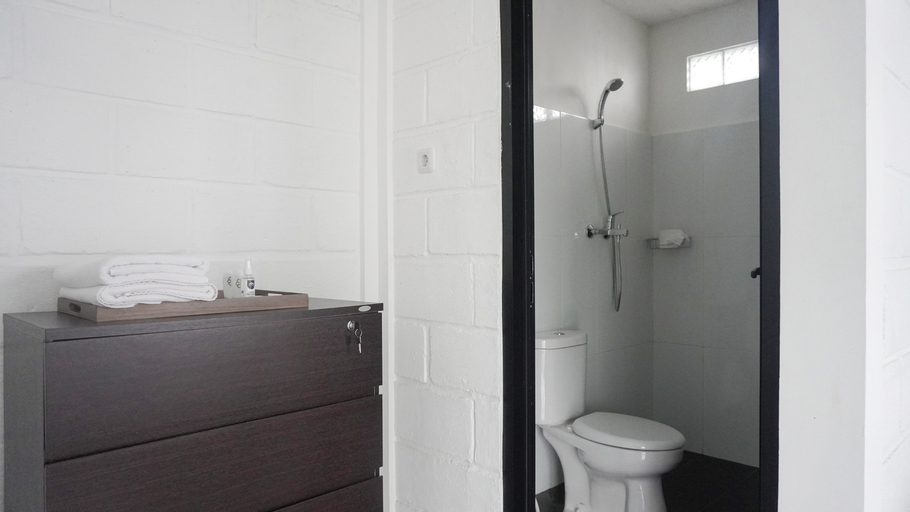 Bathroom 3