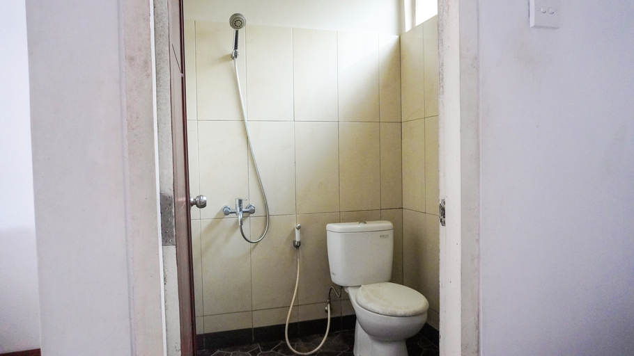 Bathroom 3