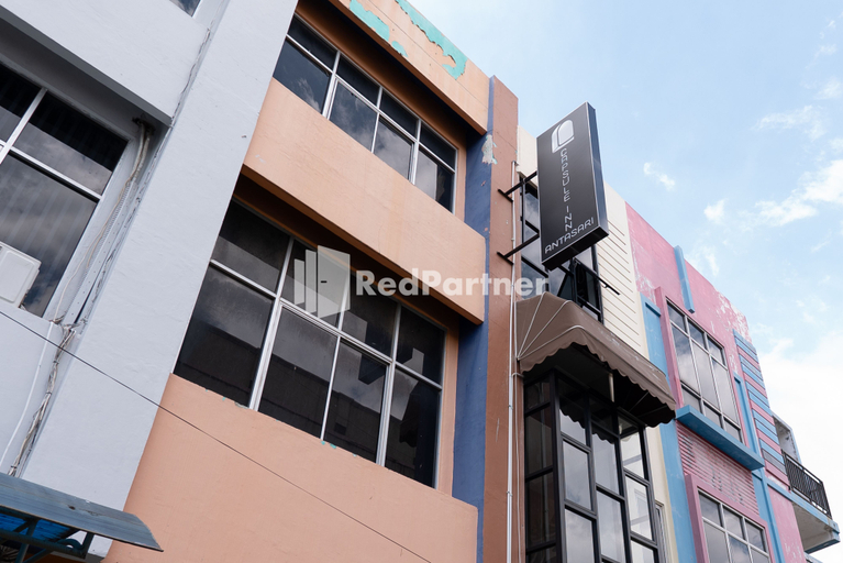 Exterior & Views, Capsule Inn Antasari Mitra RedDoorz, Bandar Lampung