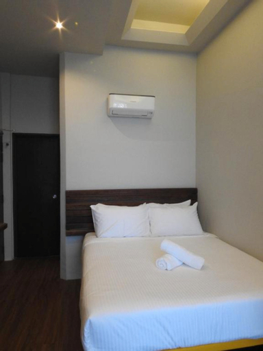 Bedroom 14