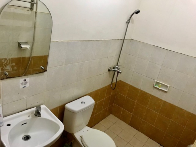 Bathroom 5, Hotel Segiri, Samarinda