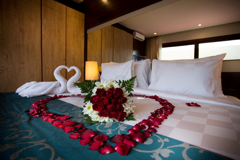 Bedroom 8