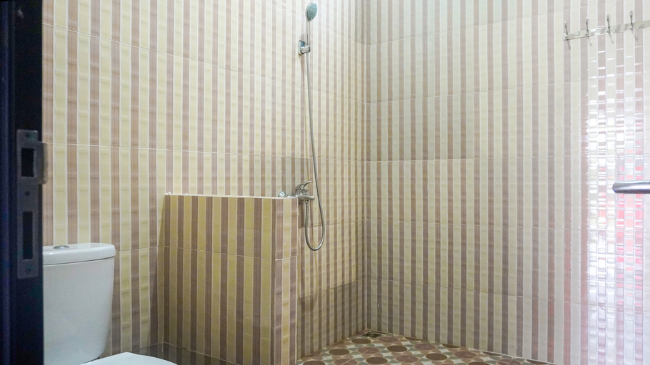 Bathroom 3