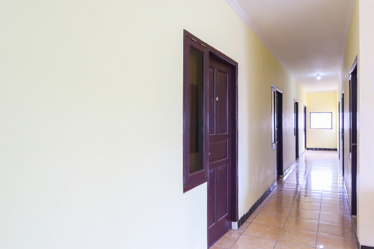Public Area 3, OYO 2547 Assirot Residence Near Medika Permata Hijau Hospital, South Jakarta