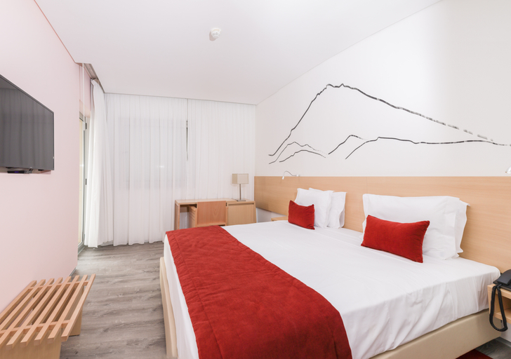 Bedroom, Happy Day Hotel, Praia