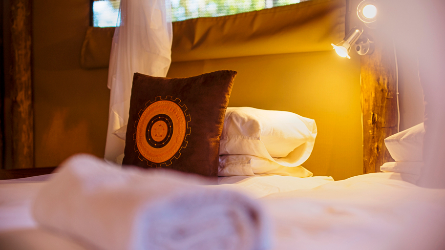 Bedroom, Omarunga Epupa-Falls Camp, Epupa