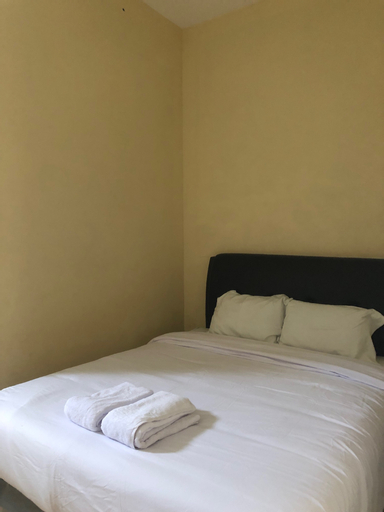 Homestay Mulia Syariah Borobudur Magelang Mitra RedDoorz - Tap to explore photos