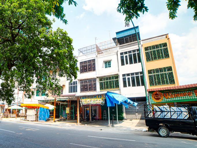 Exterior & Views 2, OYO 91236 Angelyn 2 Homestay, Medan