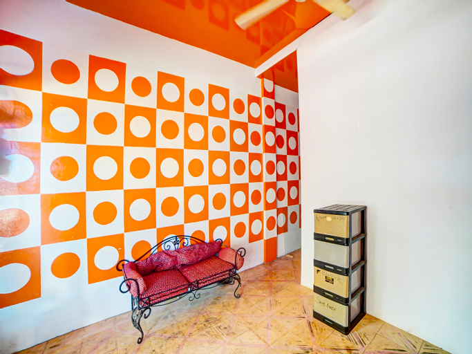 Public Area 3, OYO 91236 Angelyn 2 Homestay, Medan