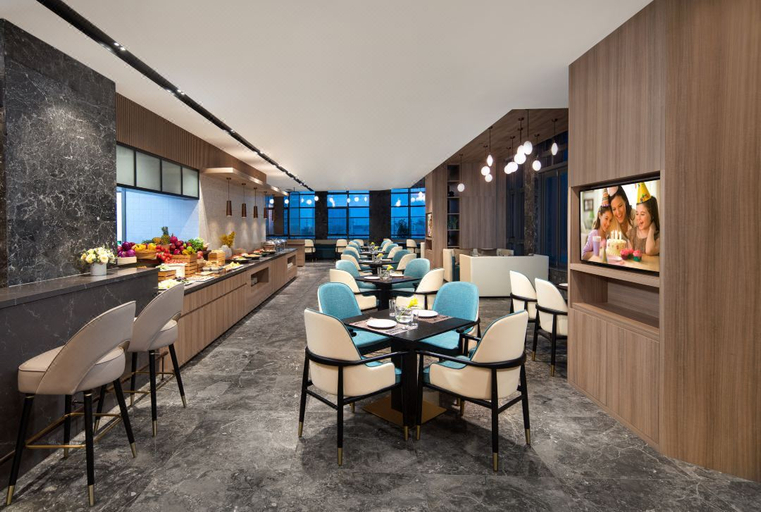 Food & Drinks 5, Somerset Southbay Zhuhai, Zhuhai