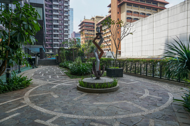 Exterior & Views, Nice and Comfy Studio Tamansari Semanggi Apartment By Travelio, South Jakarta