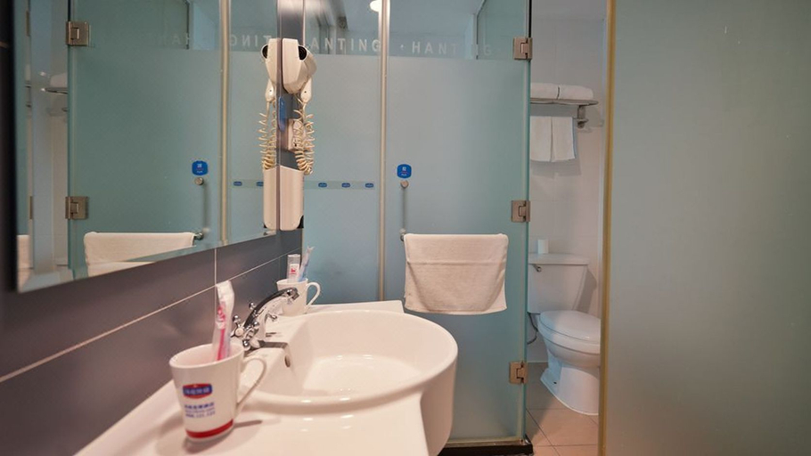 Bathroom, Hanting Hotel (Shanghai New Jinqiao Road), Shanghai