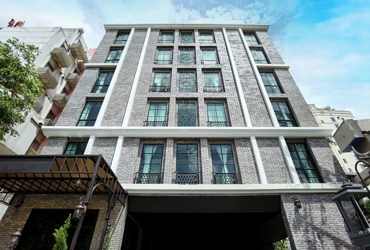 The Coach Hotel Sukhumvit - Asok BTS Bangkok by Compass Hospitality, Khlong Toey