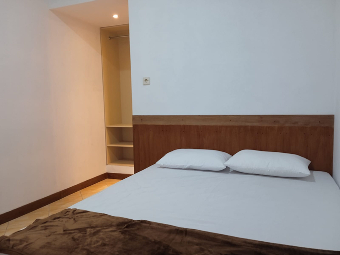 Bedroom 3, Gorland Hostel near GOR Satria Purwokerto Mitra RedDoorz, Banyumas
