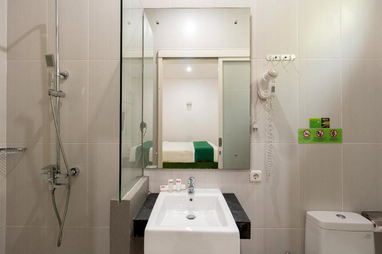 Bathroom 4