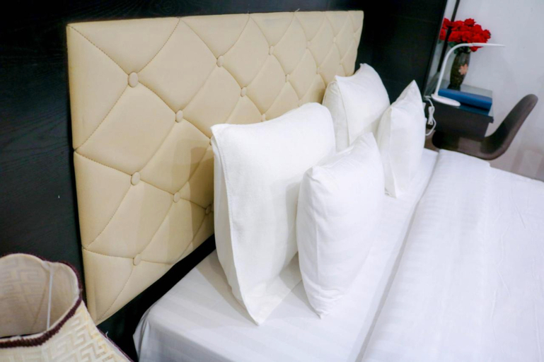Bed 4