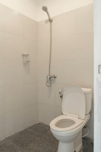 Bedroom 4, New Mandurah Stay by ecommerceloka, Badung
