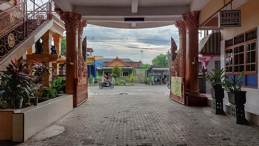 Hotel Shinta 1 near Stasiun Kertosono, Nganjuk
