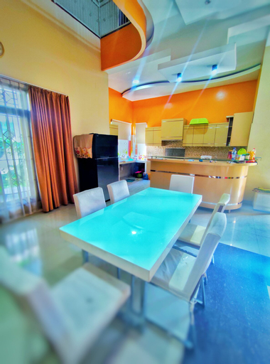 Food & Drinks 5, Homestay Parikesit Rent Full House, Semarang