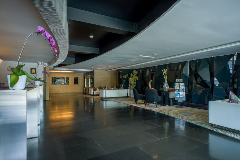 Public Area 12