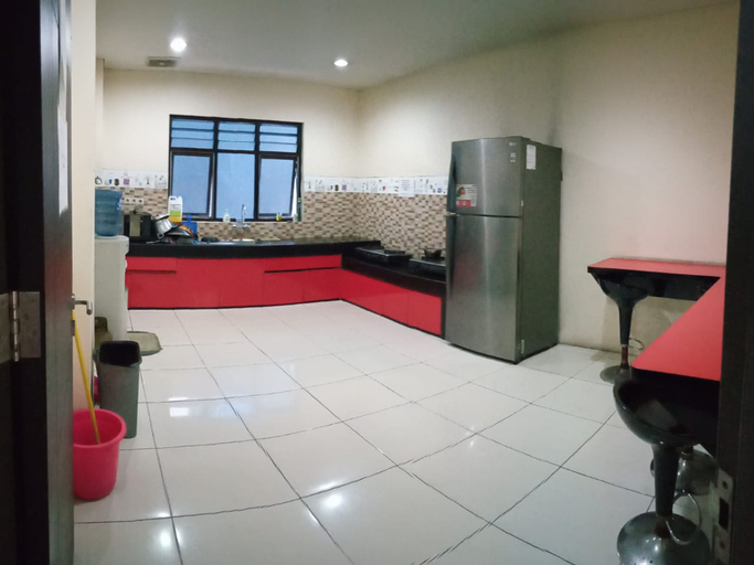 Dining Room, Tiong Paragon Residence, South Jakarta