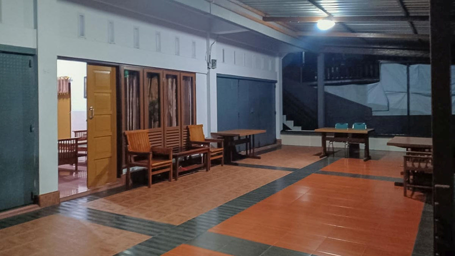 Public Area, Homestay Panrita Bone, Bone