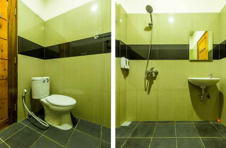 Bathroom 5, Tispa Syariah Residence, Palembang