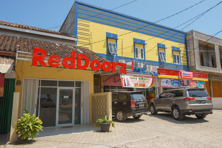 Exterior & Views 5, RedDoorz near Kampus UIN Lampung, Bandar Lampung