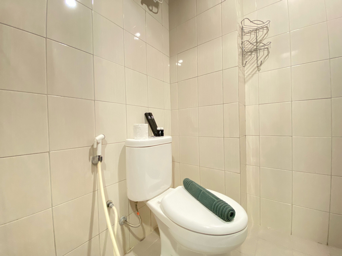 Bedroom 4, Well Furnished and Private 2BR Mekarwangi Square Cibaduyut Apartment By Travelio, Bandung
