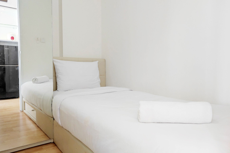 Bedroom 4, Cozy Stay and Homey 2BR Vida View Apartment By Travelio, Makassar